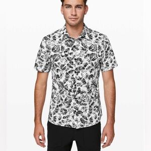 Men's Lululemon Down to the Wire Slim Fit Short Sleeve